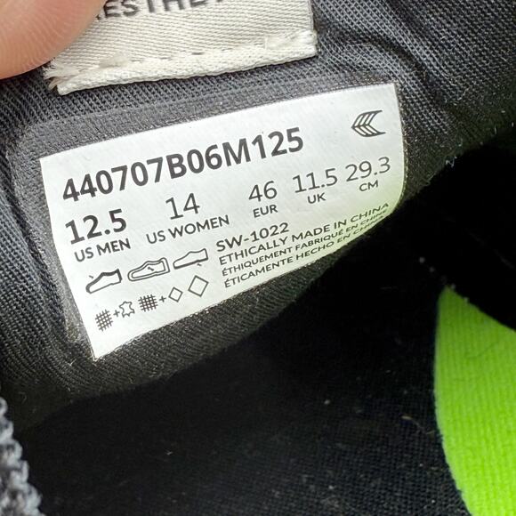 Cariuma Mens Slip On Pro Low Sneakers US 12.5 M EU 46 Black Ivory Suede NIB - Picture 12 of 12